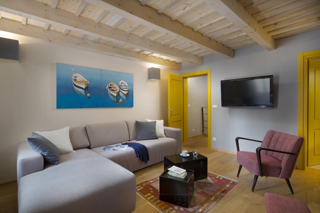 Holiday Home Bo 로비니 외부 사진